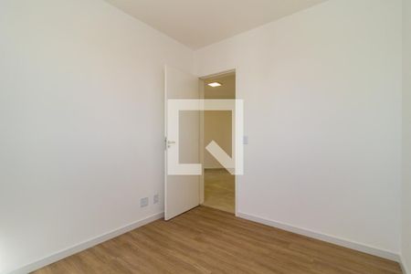 Quarto 1 de apartamento para alugar com 2 quartos, 51m² em Jardim Monte Alegre, Taboão da Serra