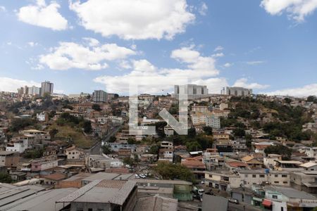 Vista da Sacada de apartamento para alugar com 3 quartos, 102m² em Estoril, Belo Horizonte