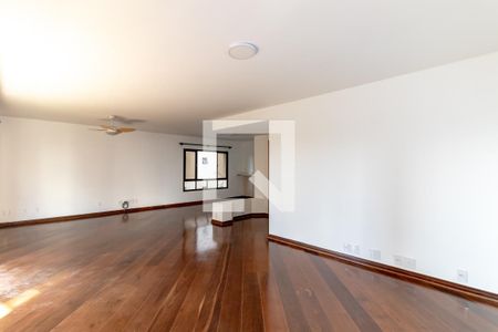 Sala de apartamento para alugar com 4 quartos, 220m² em Jardim Europa, São Paulo