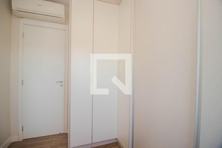 Quarto 1 de apartamento à venda com 3 quartos, 82m² em São Geraldo, Porto Alegre