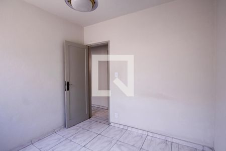 Quarto 1 de apartamento para alugar com 2 quartos, 52m² em Rocha, São Gonçalo