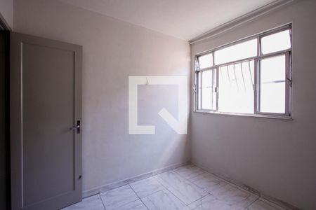 Quarto 2 de apartamento para alugar com 2 quartos, 52m² em Rocha, São Gonçalo