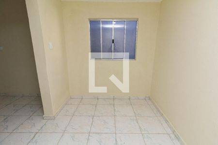 Sala de casa para alugar com 2 quartos, 60m² em Burgo Paulista, São Paulo