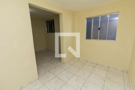 Sala de casa para alugar com 2 quartos, 60m² em Burgo Paulista, São Paulo