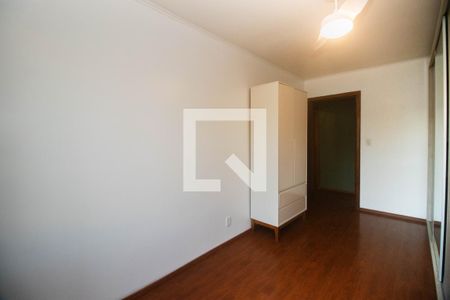 Quarto de apartamento à venda com 1 quarto, 54m² em Jardim Itu, Porto Alegre