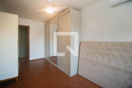 Quarto de apartamento para alugar com 1 quarto, 54m² em Jardim Itu, Porto Alegre