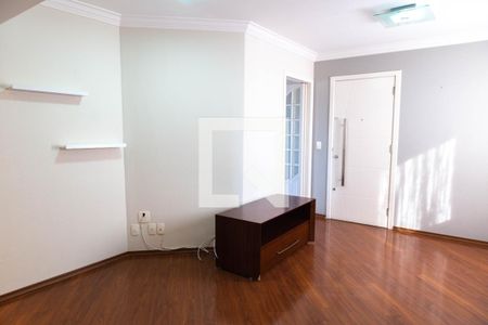 Sala de apartamento à venda com 3 quartos, 57m² em Jardim Santa Clara, Guarulhos