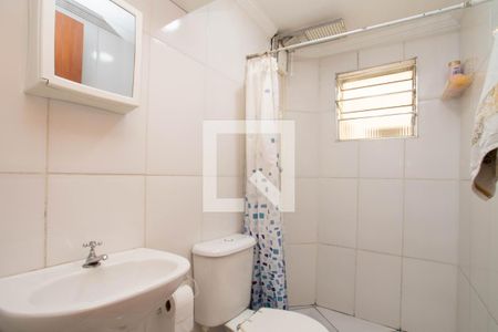 Banheiro de apartamento à venda com 2 quartos, 44m² em Jardim São Luis, Guarulhos