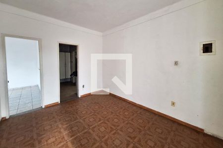 Sala de casa para alugar com 3 quartos, 80m² em Covanca, São Gonçalo