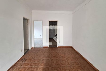 Sala de casa para alugar com 3 quartos, 80m² em Covanca, São Gonçalo