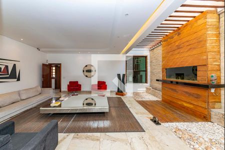 Sala 1 de casa à venda com 4 quartos, 360m² em Santa Lúcia, Belo Horizonte