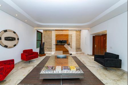 Sala 1 de casa à venda com 4 quartos, 360m² em Santa Lúcia, Belo Horizonte