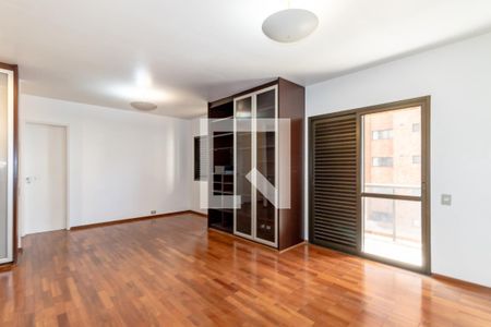 Quarto 1 de apartamento para alugar com 3 quartos, 225m² em Jardim Europa, São Paulo