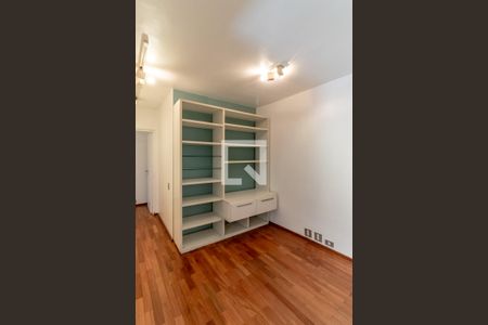 Hall dos quartos Sala de apartamento para alugar com 3 quartos, 225m² em Jardim Europa, São Paulo