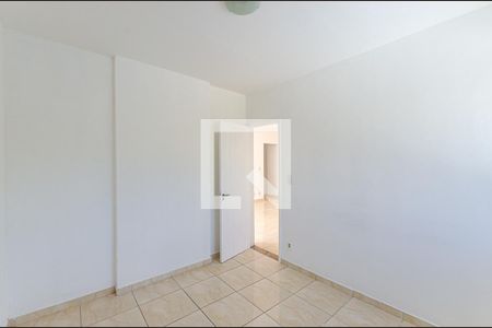 Quarto 2 de apartamento à venda com 2 quartos, 70m² em Engenhoca, Niterói