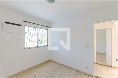 Quarto de apartamento à venda com 2 quartos, 70m² em Engenhoca, Niterói