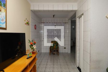 Casa à venda com 94m², 2 quartos e 2 vagasSala