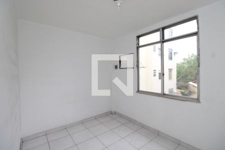 Quarto 2 de apartamento para alugar com 2 quartos, 52m² em Cascadura, Rio de Janeiro