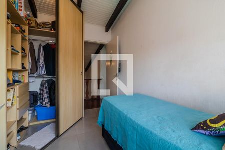 Casa à venda com 280m², 3 quartos e 6 vagas Casa à venda com 280m², 3 quartos e 6 vagasQuarto 3