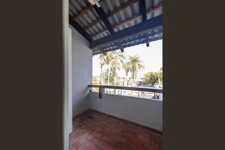 Casa à venda com 280m², 3 quartos e 6 vagas Casa à venda com 280m², 3 quartos e 6 vagasQuarto 1 - Varanda