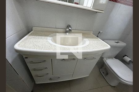 Banheiro da Suíte de casa para alugar com 2 quartos, 100m² em Osvaldo Cruz, Rio de Janeiro