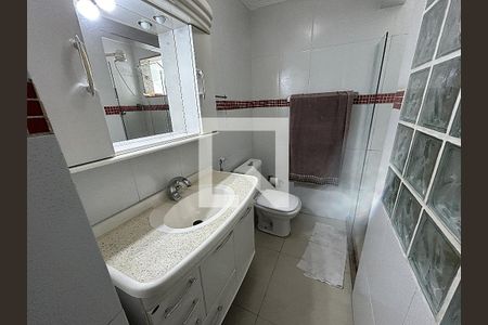 Banheiro da Suíte de casa para alugar com 2 quartos, 100m² em Osvaldo Cruz, Rio de Janeiro