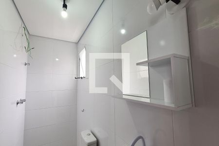 Banheiro de apartamento à venda com 1 quarto, 40m² em Vila Diva (zona Leste), São Paulo