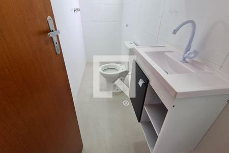 Banheiro de apartamento à venda com 1 quarto, 40m² em Vila Diva (zona Leste), São Paulo