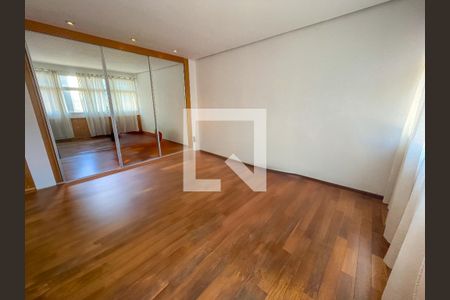 Quarto 1 de apartamento à venda com 3 quartos, 190m² em Cerqueira César, São Paulo