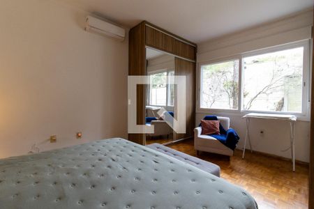 Quarto 1 de casa à venda com 4 quartos, 228m² em Petrópolis, Porto Alegre