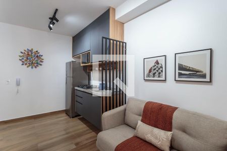 Sala/Cozinha de kitnet/studio à venda com 1 quarto, 30m² em Indianópolis, São Paulo