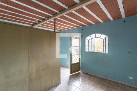 Quarto e Sala de casa para alugar com 1 quarto, 80m² em Tupi, Belo Horizonte