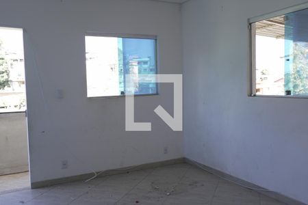 Sala de casa para alugar com 3 quartos, 86m² em Tupi, Belo Horizonte