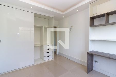 Quarto 1 de apartamento para alugar com 3 quartos, 66m² em Vila Valqueire, Rio de Janeiro