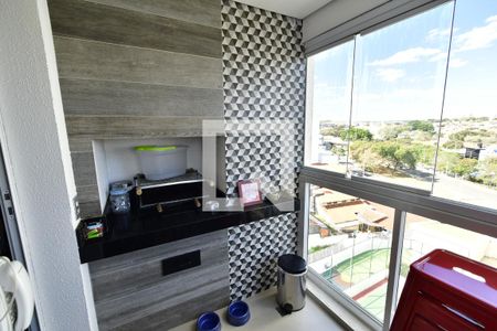 Varanda de apartamento à venda com 1 quarto, 67m² em Taquaral, Campinas