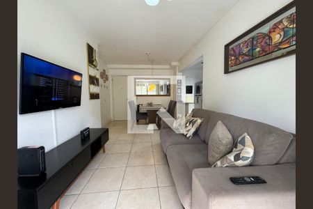 Sala de apartamento para alugar com 2 quartos, 84m² em Recreio dos Bandeirantes, Rio de Janeiro