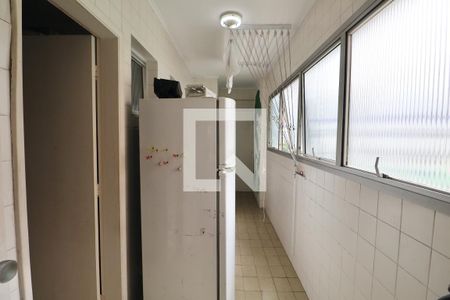Apartamento para alugar com 200m², 4 quartos e 2 vagas Apartamento para alugar com 200m², 4 quartos e 2 vagasÁrea de Serviço