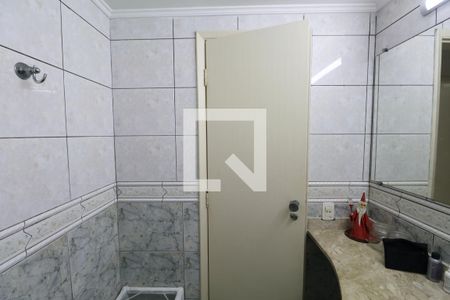 Apartamento para alugar com 200m², 4 quartos e 2 vagas Apartamento para alugar com 200m², 4 quartos e 2 vagasBanheiro Social 2