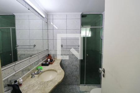Apartamento para alugar com 200m², 4 quartos e 2 vagas Apartamento para alugar com 200m², 4 quartos e 2 vagasBanheiro Social 2