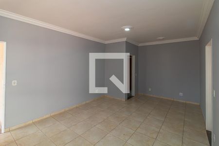 Sala de casa para alugar com 4 quartos, 160m² em Parque Industria, Ribeirão Preto