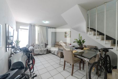 Sala de apartamento à venda com 2 quartos, 90m² em Bela Vista, São Paulo