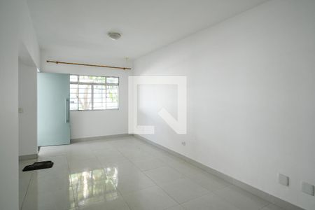 Sala de casa à venda com 2 quartos, 160m² em Vila Gumercindo, São Paulo