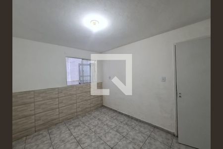 Quarto de casa para alugar com 1 quarto, 50m² em Parque Continental, Guarulhos