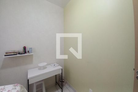 Quarto 2  de apartamento à venda com 3 quartos, 70m² em Jardim García, Campinas