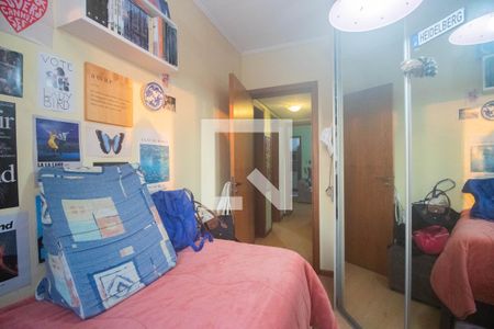 Quarto 1 de apartamento à venda com 3 quartos, 94m² em Jardim Lindóia, Porto Alegre