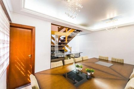 Casa à venda com 4 quartos, 280m² em Mirandópolis, São Paulo