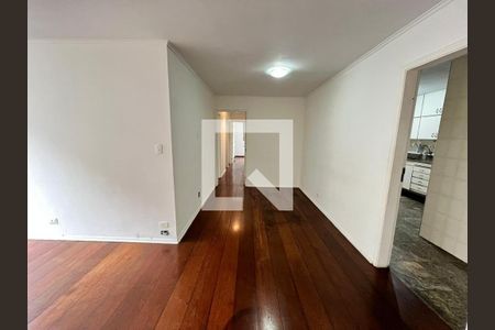 Apartamento à venda com 3 quartos, 98m² em Moema, São Paulo