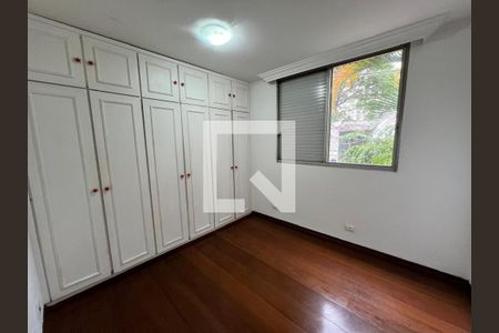 Apartamento à venda com 3 quartos, 98m² em Moema, São Paulo