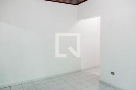 Sala de casa para alugar com 2 quartos, 160m² em Jardim Pinheirinho, Embu das Artes