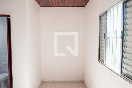 Suíte de casa para alugar com 2 quartos, 160m² em Jardim Pinheirinho, Embu das Artes